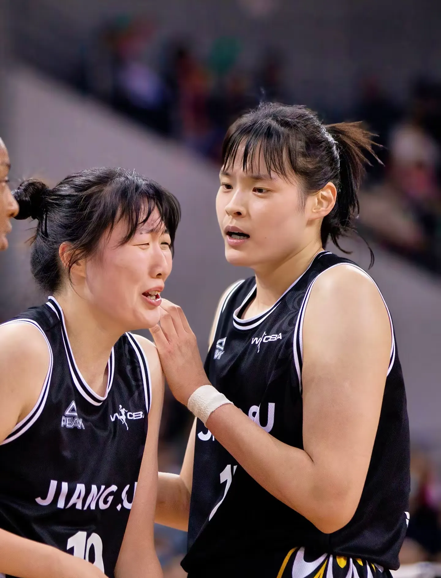 关于国内外篮球青训体系的比较，寻找最优解。的信息