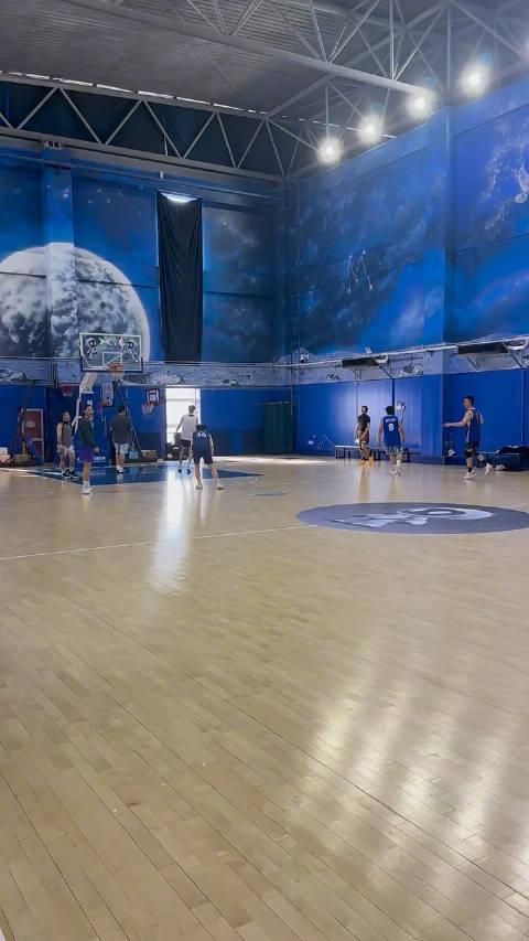 包含网红球馆的兴起,如何提升大众对篮球的热情?的词条 包含网红球馆的兴起,如何提升大众对篮球的热情?的词条