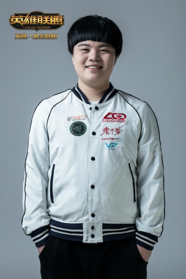 关于选手退役后的成功转型,继续留在电竞圈。的信息 关于选手退役后的成功转型,继续留在电竞圈。的信息