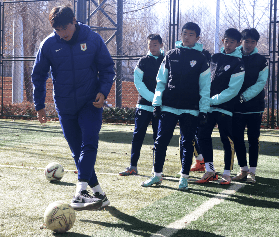 包含各大校园球队的表现,如何提升整体实力。的词条 包含各大校园球队的表现,如何提升整体实力。的词条