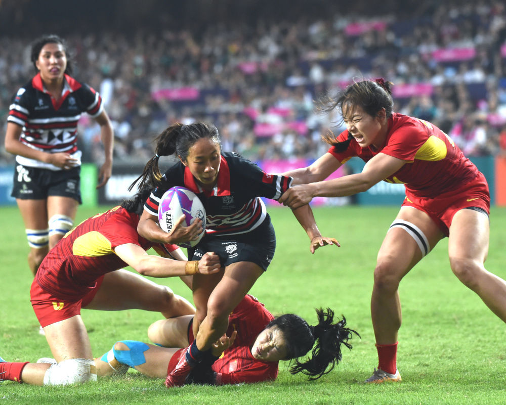 包含橄榄球世界杯开幕，新西兰队志在卫冕的词条